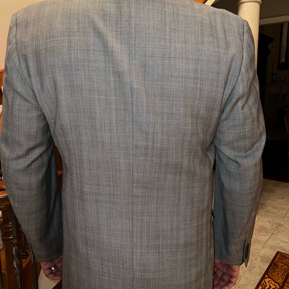 Issimo Italian Men's Gray  Plaid Suit 48L - Picture 4 of 16